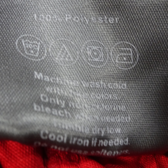 Umbro Shorts Red/Black Tie String X-Large - Picture 4 of 6